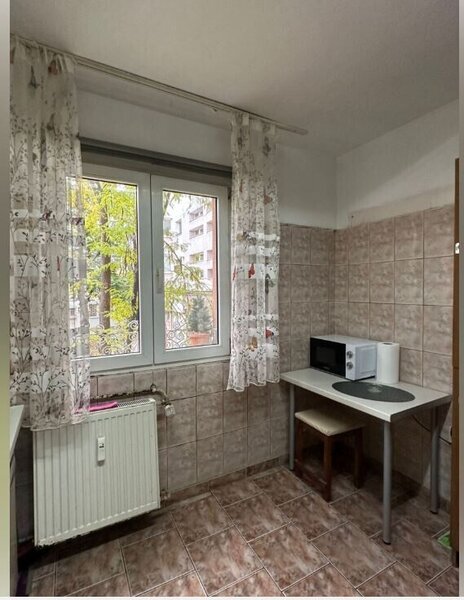 Titan, Liviu Rebreanu, UniCredit Bank, apartament 4 camere, etaj 1/4.